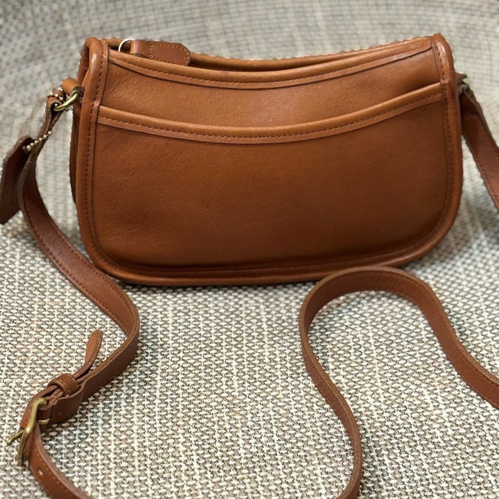 Vintage Coach Tan Wendie #9031